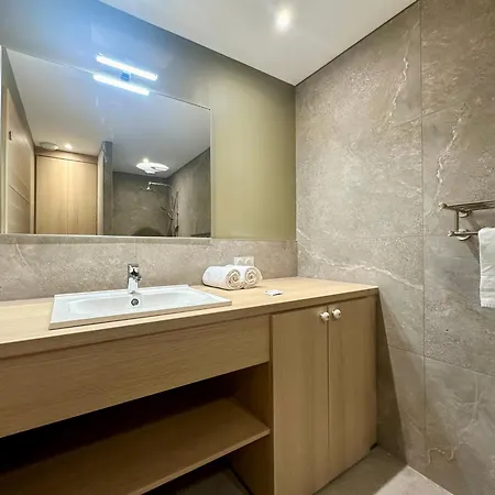 Le Safari - Neuf - Parking Prive - Calme - Wifi - Clim Apartment *